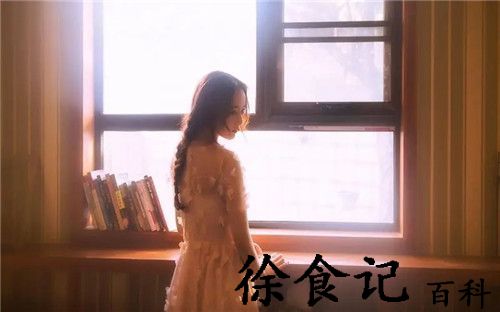 草莓**
榴莲秋葵*
扫码下载完整版：是一款不负好时光的热门观影app！